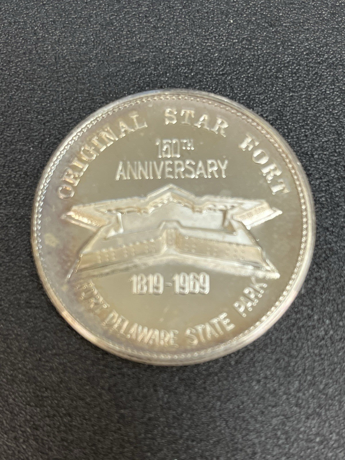 .999 Silver Fort Delaware Society 1949-1969 20th Anniversary Coin RARE 24.5g