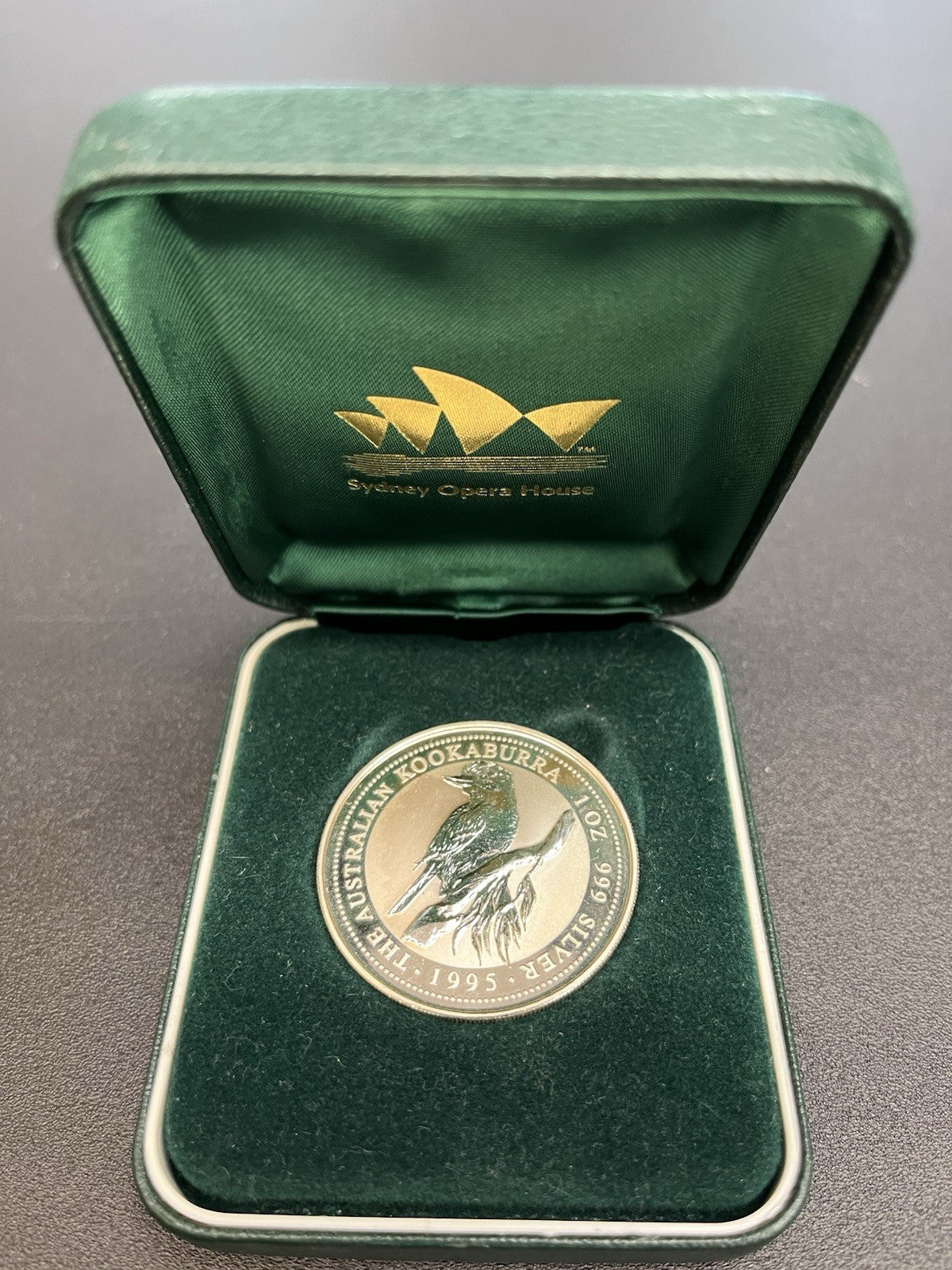 1995 Australia 1 oz Silver Kookaburra in SYDNEY OPERA HOUSE BOX