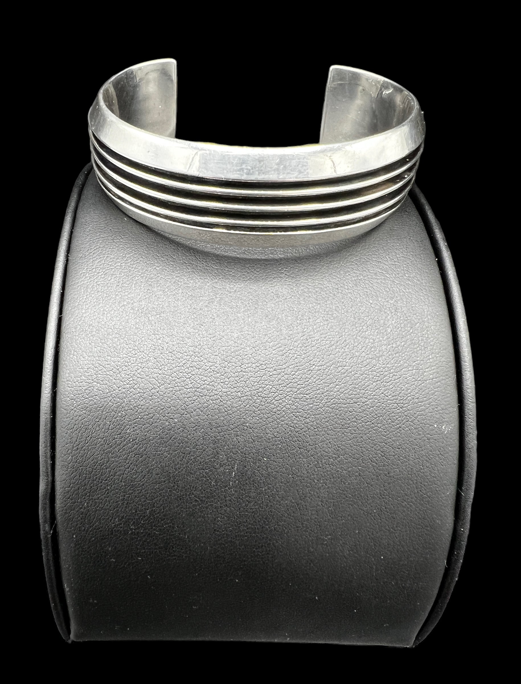 Sterling Silver Cuff | Johnson Yazzie