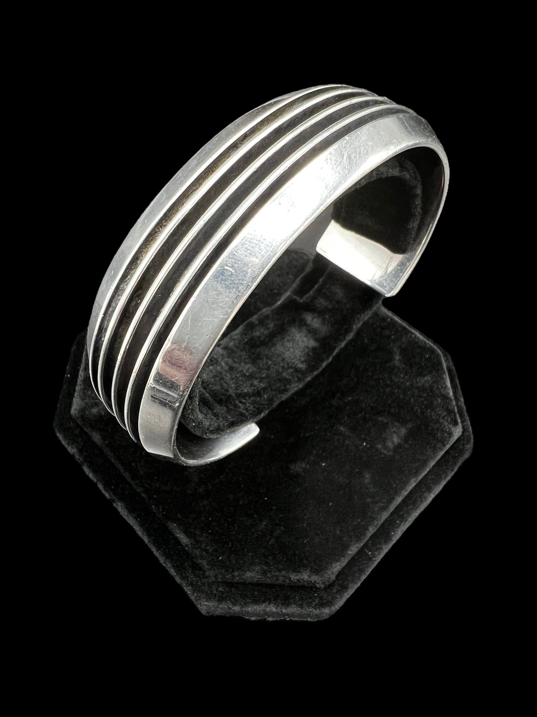 Sterling Silver Cuff | Johnson Yazzie