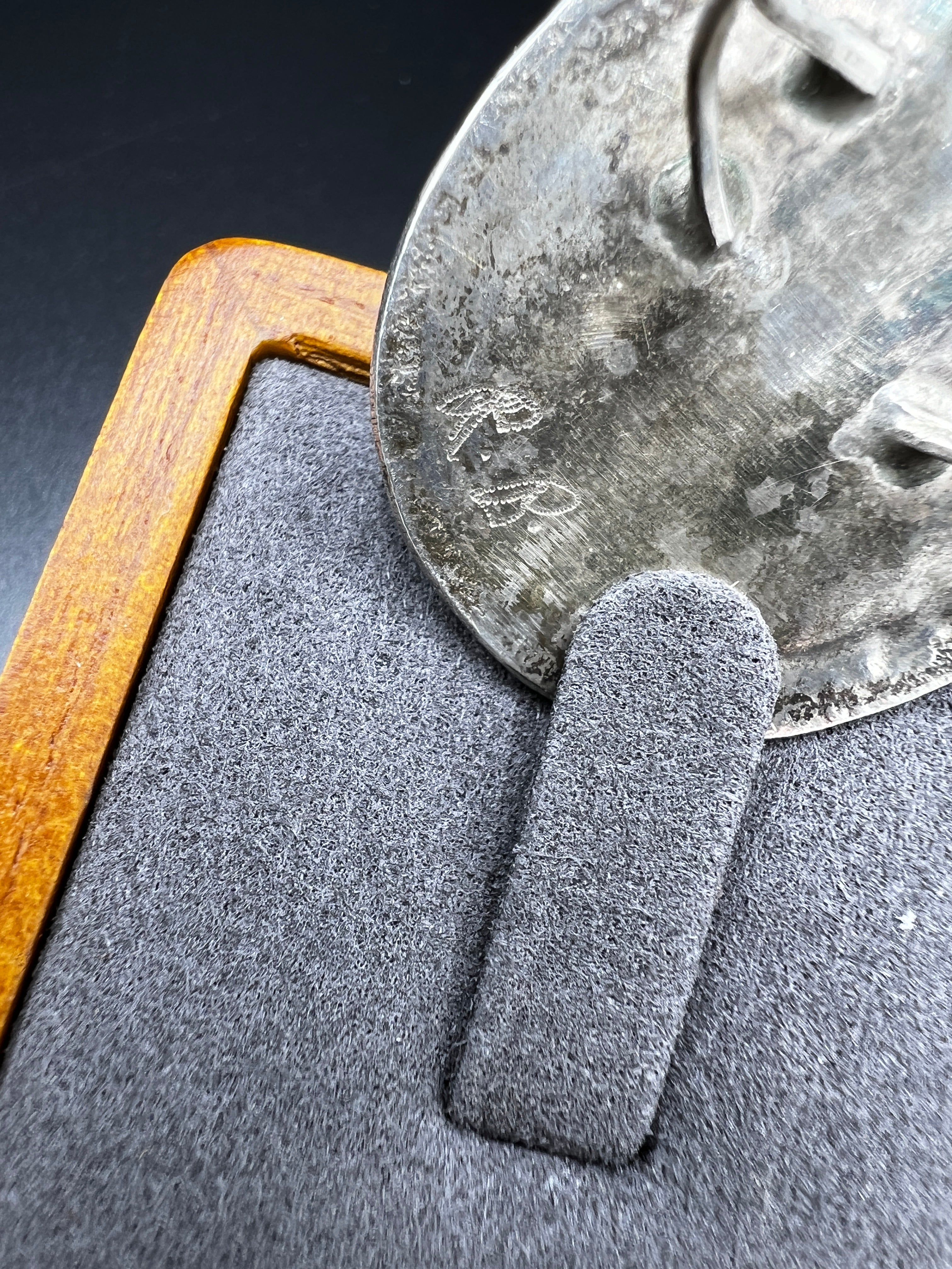 Vintage Inlaid Mother of Pearl & Sterling Silver Zuni Blue Bird Ring